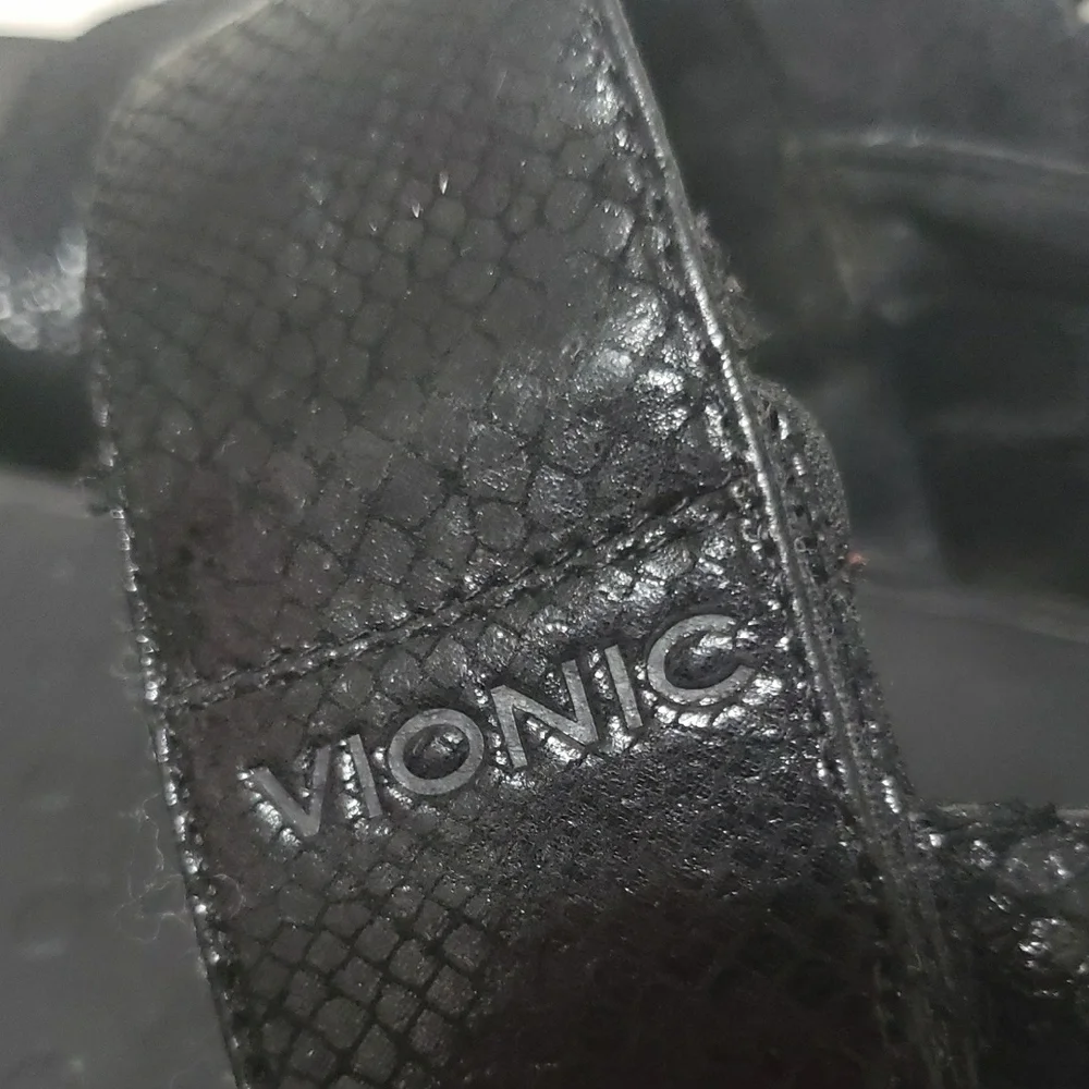 Vionic Orthoheel‎ (Bolina) Black Strappy Platform Sandals
